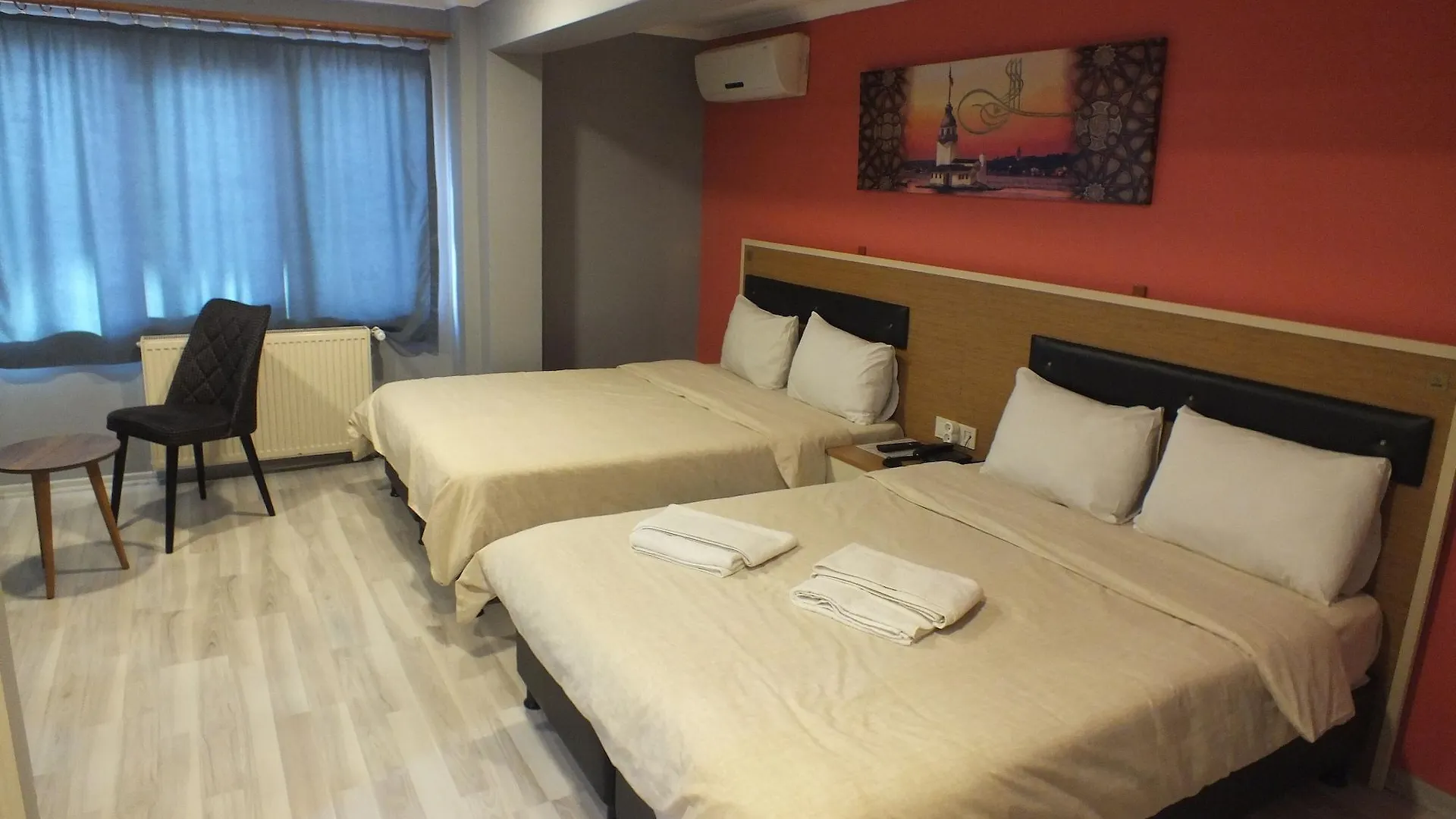 Naila Hotel Стамбул 2*,