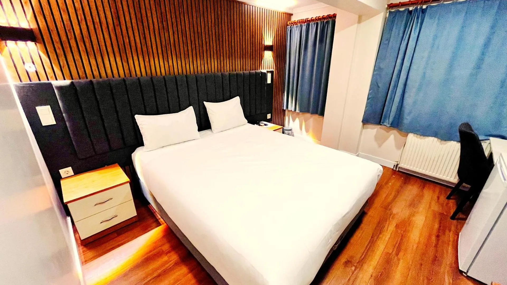 Naila Hotel Стамбул
