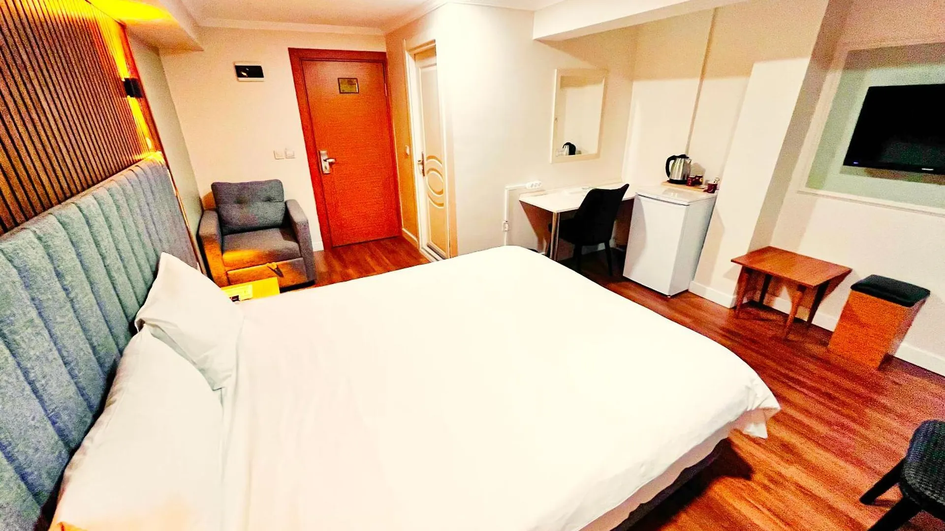 Naila Hotel Стамбул
