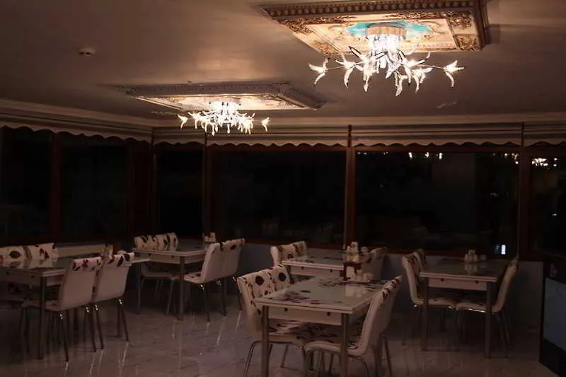 Naila Hotel Стамбул
